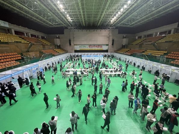 2023 평택시 일자리박람회 성황리 개최