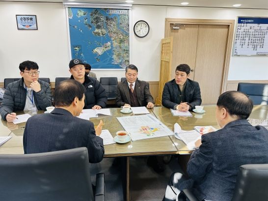 인천시의회 이용창 교육위원장, 루원시티 중심3·4블럭 개발 문제 해결 위해 정무부시장과 간담회 개최