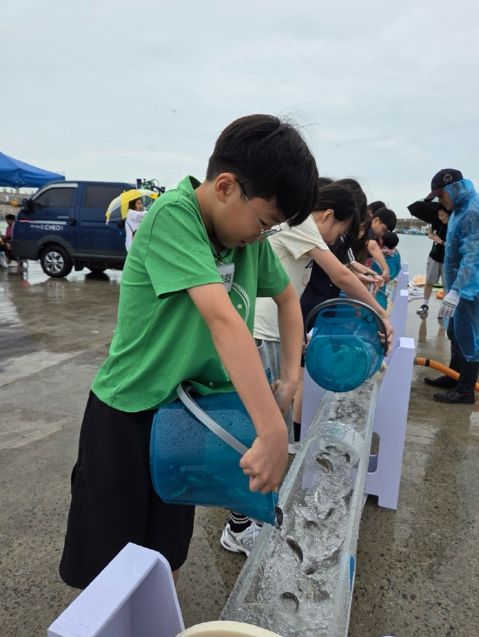 해양치유클럽 치어방류 행사