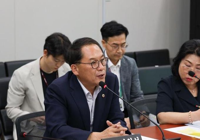 경기도의회 안광률 의원 대표발의 학운위 운영 개정조례안 상임위 심사 통과