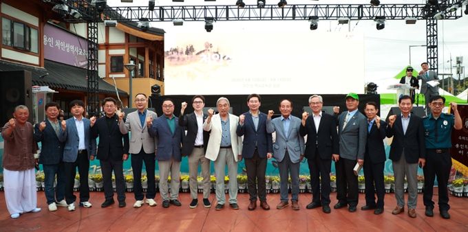 이상일 용인특례시장은 13일 '제4회 처인성문화제 페스티벌'에 참석했다