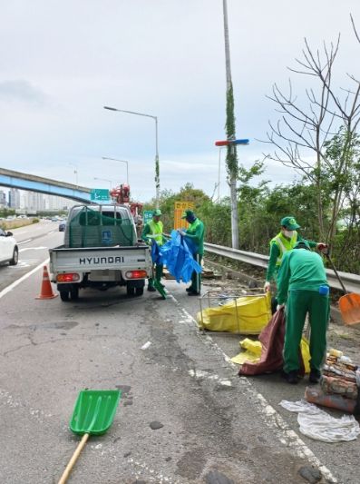 수원시 권선구, 수인산업도로 주변 합동 대청소 실시