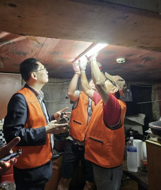 수원시 팔달구 매산동 주민자치회, '이웃사랑 집수리' 3차 추진