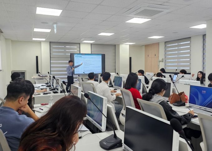 세외수입 담당자 업무역량 강화 교육 모습