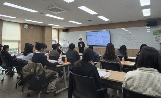 광명시, 민원 행정 신뢰도 높인다… 동 행정복지센터 민원담당자 직무 교육 마쳐